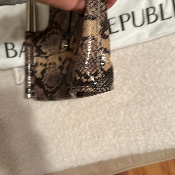 EUC - Picture 5 of 8